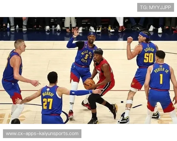 热火对决掘金明星球员状态如何左右比赛胜负走势分析 热火对决掘金明星球员状态如何左右比赛胜负走势分析