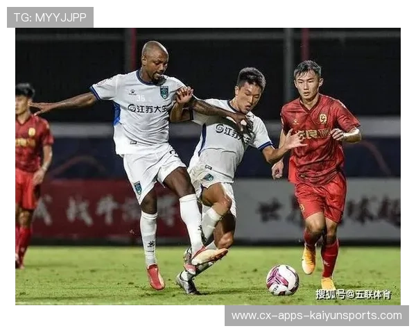 艾曼助攻再发威,柔佛新山主场轻取上海申花 艾曼助攻再发威,柔佛新山主场轻取上海申花