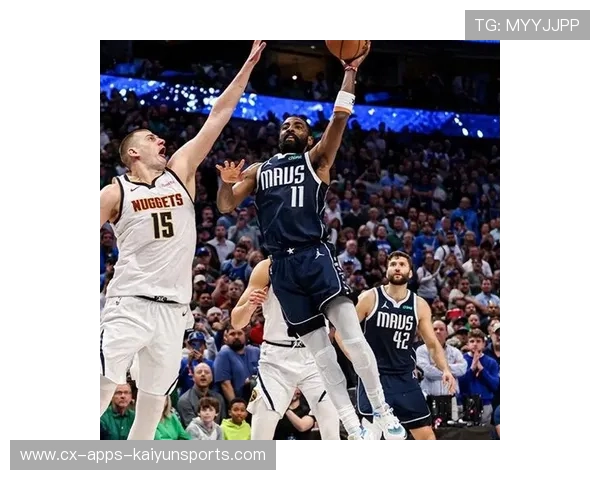 东契奇压哨投篮太准了,独行侠主场炸裂